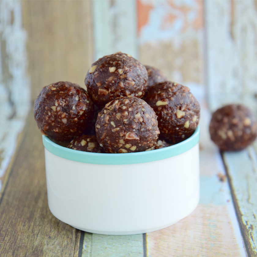 FUTURELIFE® CHOCOLATE PEANUT BROWNIE HIGH PROTEIN BALLS