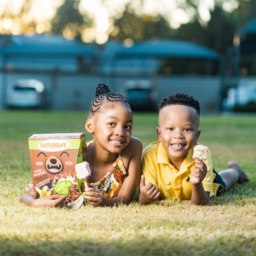 FUTURELIFE®️ Strawberry Yoghurt Popsicles With Kids Cereal